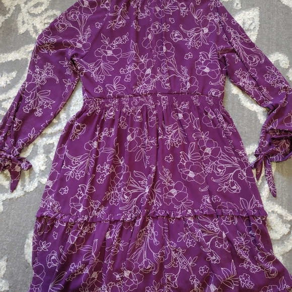 Gal Meets Glam Primrose Dress - Picture 6 of 7